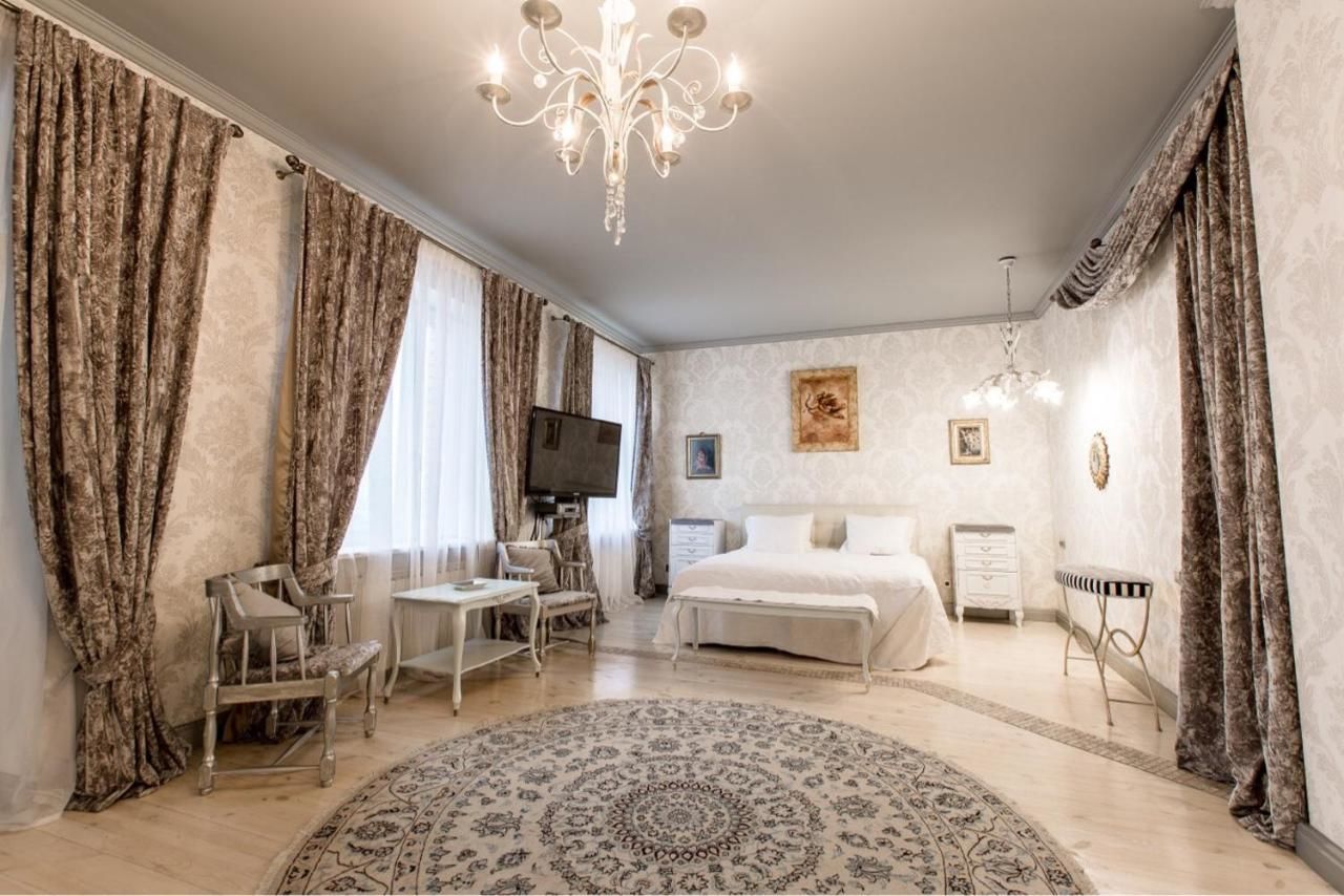 Апартаменты 2-х комнатная квартира, Минск-4