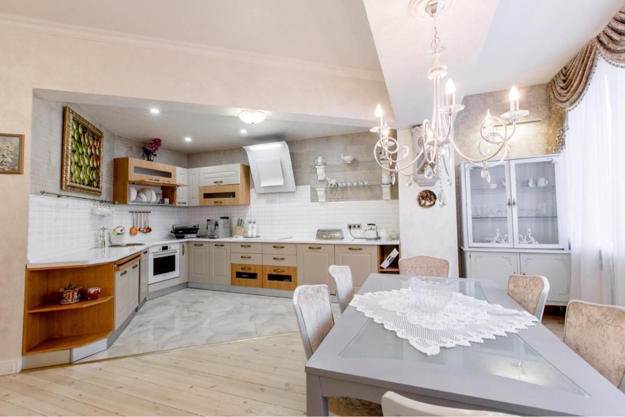 Апартаменты 2-х комнатная квартира, Минск-13