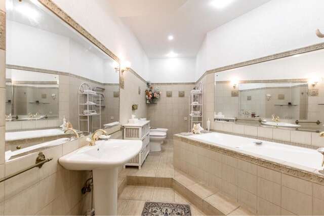 Апартаменты 2-х комнатная квартира, Минск-16